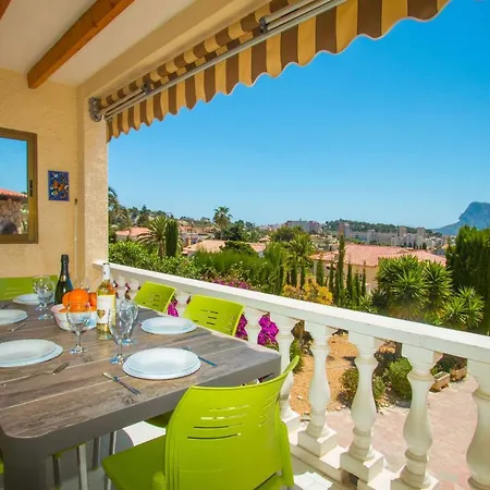 Erik - Plusholidays Villa