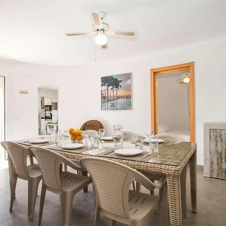 Erik - Plusholidays * Calpe