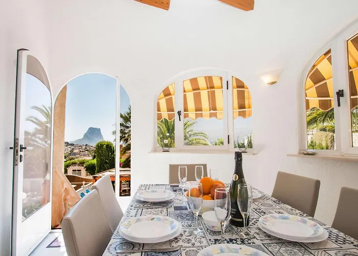 Erik - Plusholidays Villa