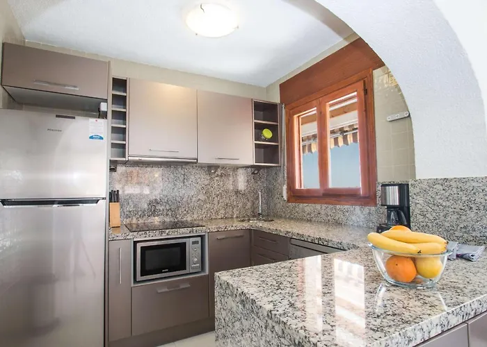 Erik - Plusholidays Calpe